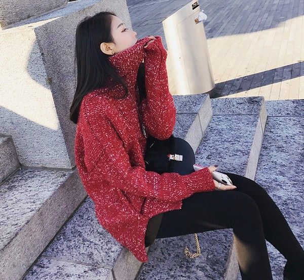 寒風肆虐不用怕，高領毛衣暖著呢